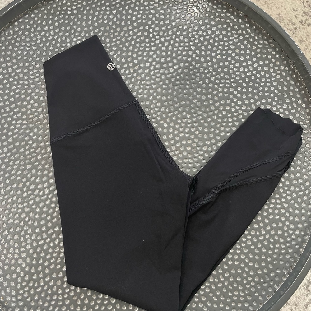 Lululemon Wunder Under High-Rise Crop 23" *Updated Scallop Full-On Luxtreme